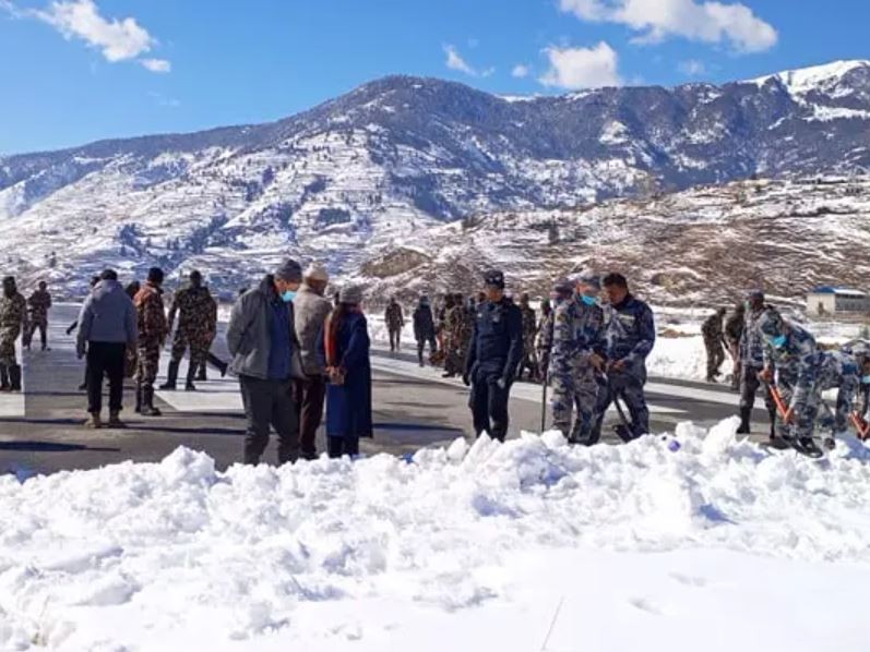 हवाई टिकटका लागि जुम्ला विमानस्थलमा भीड